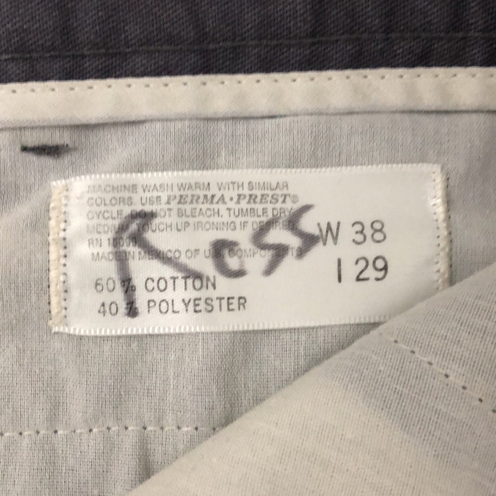 David Taylor gray flat front khakis. Size 38 x 29 - Picture 4 of 5